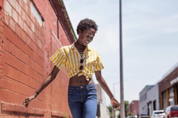 Stylish Crop Tops: The Ultimate Guide to Flaunting Your Midriff